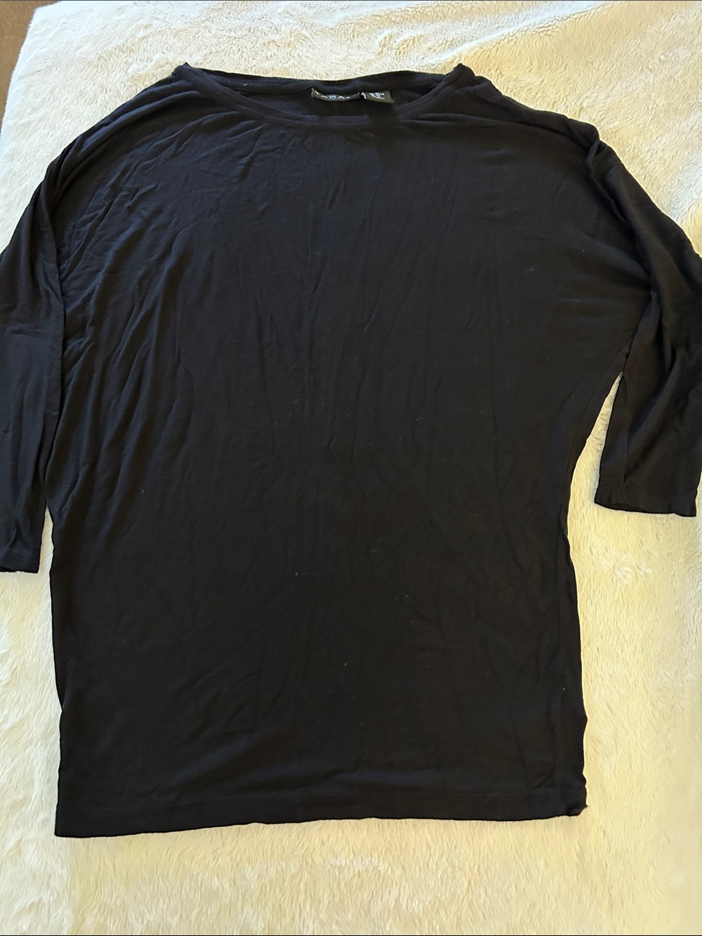 Tahari Black Women's 3/4 Sleeve Crew Neck Top